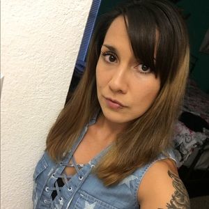 Meet your Posher, Crystal